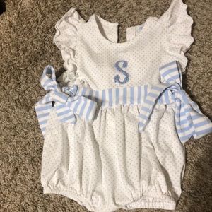 Southern Taters 18m white, baby blue bubble! Snap bottom. Monogram “S”